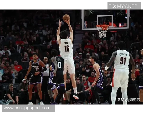 杨瀚森赴美特训备战选秀训练师曾服务詹姆斯韦德等篮球巨星